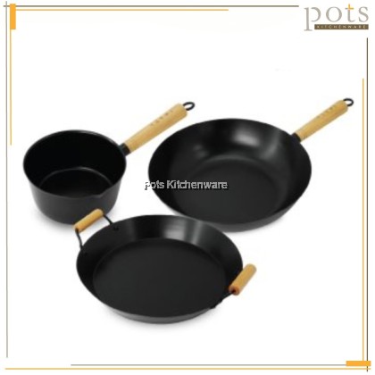 Home Perfect Stainless Steel Non Stick Sauce Pan, Wok, Fry Pan & Paella Pan ; Keluli Tahan Karat Tidak Melekat Kuali Sos,, Kuali Goreng & Kuali Paella  不锈钢不粘煎锅、 炒锅、酱锅和海鲜饭锅
